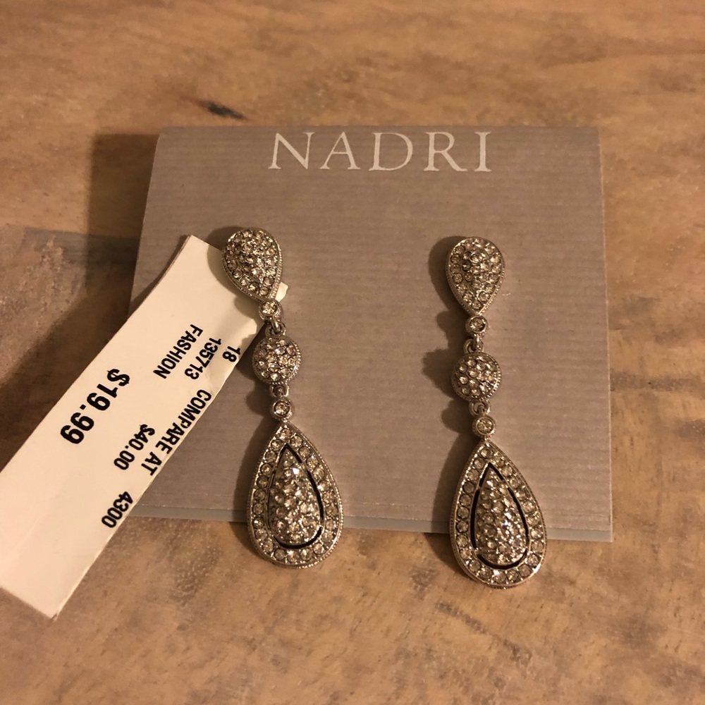 NWT Fancy silver crystal fashion earrings.